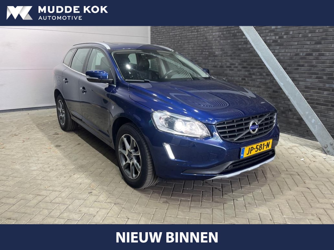 Volvo XC60 - T5 FWD Ocean Race | Panoramadak | Leder | Stoelverwarming | Trekhaak - AutoWereld.nl