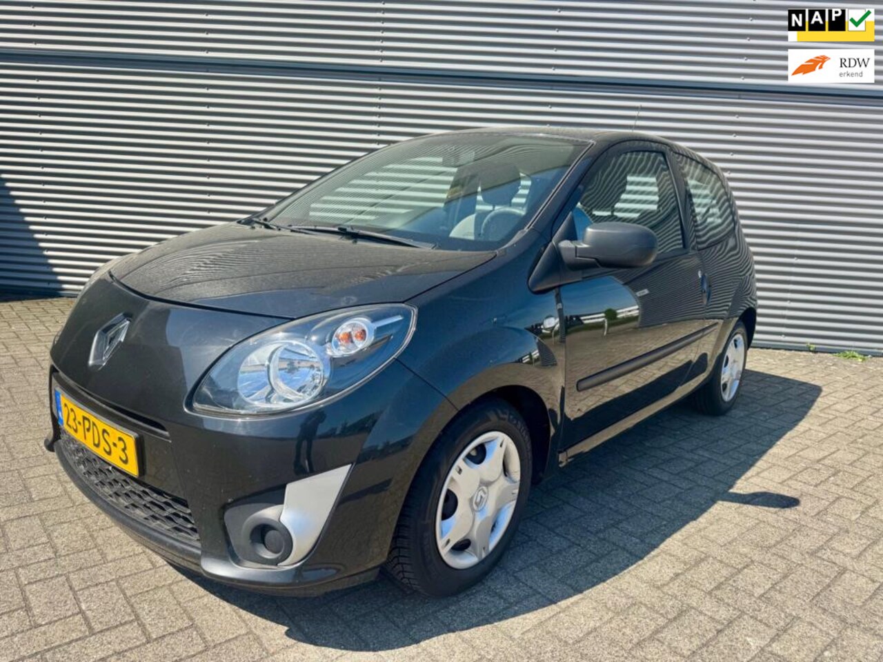 Renault Twingo - 1.2-16V Authentique 1.2-16V Authentique - AutoWereld.nl