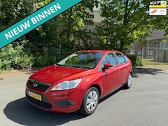 Ford Focus - 1.4 Trend LEUKE AUTO RIJDT EN SCHAKELT GOED