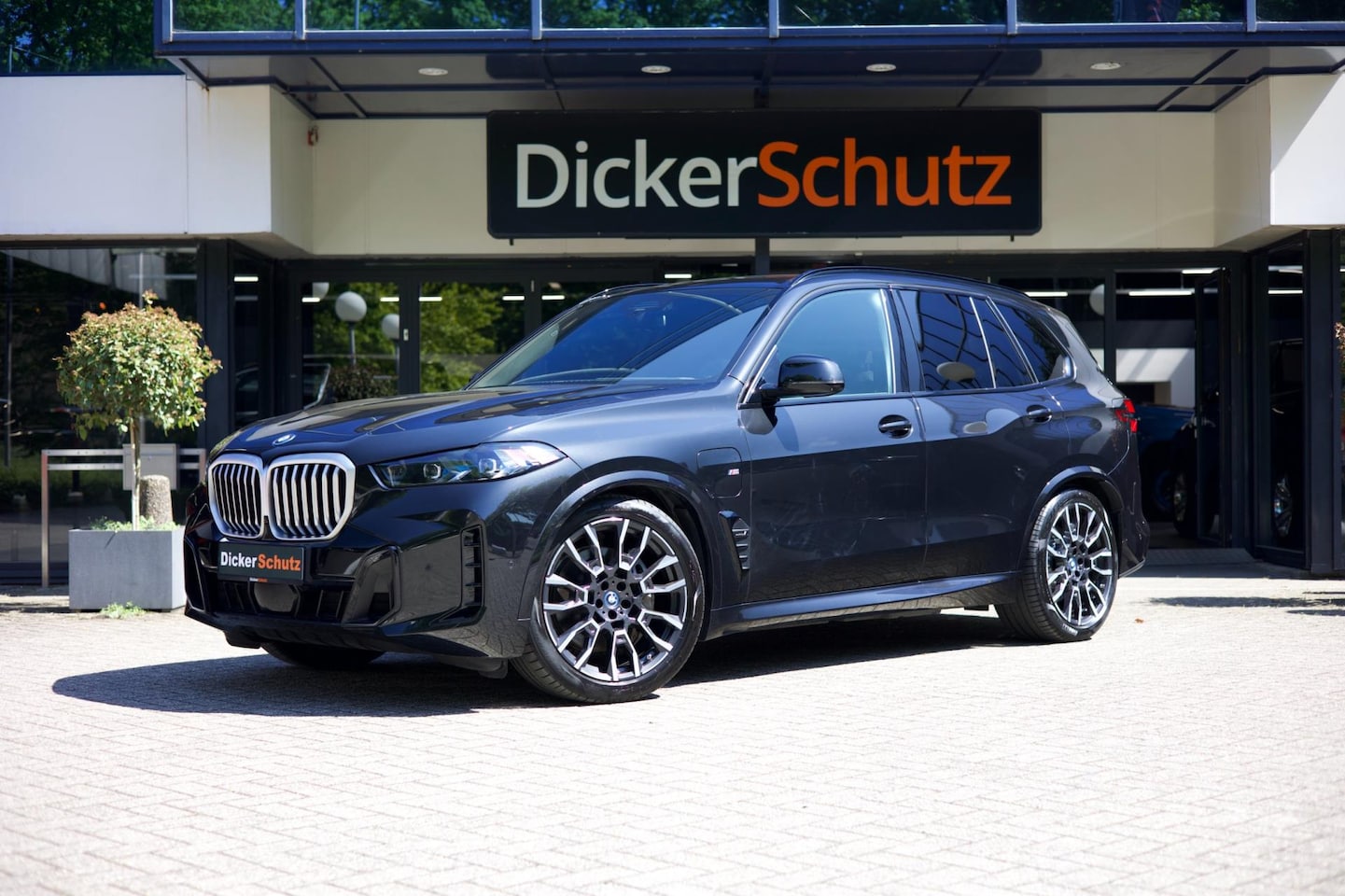 BMW X5 - XDrive50e | M Sport Pro | Harman | Warmte pakket - AutoWereld.nl