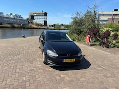 Volkswagen Golf - 1.2 TSI Trendline