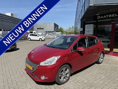 Peugeot 208 - 1.2 e-VTi Automaat Navi