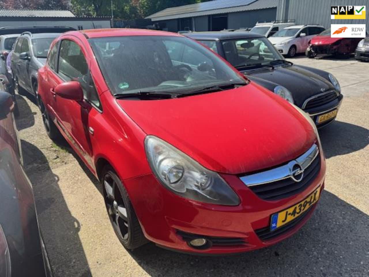Opel Corsa - 1.4-16V Enjoy MOTOR DEFECT - AutoWereld.nl