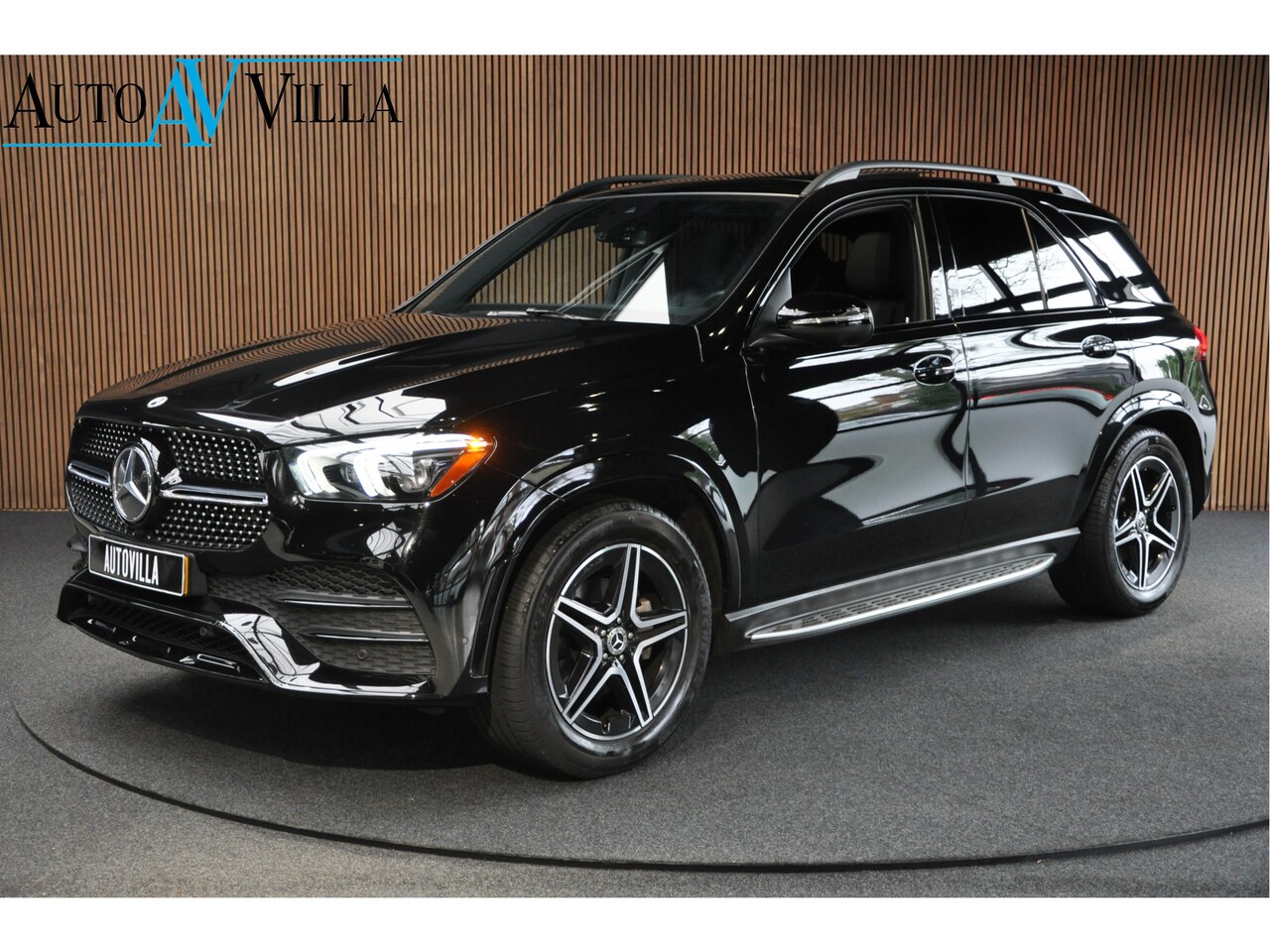 Mercedes-Benz GLE-Klasse - 350 4MATIC AMG Panodak Burmester Ambient - AutoWereld.nl