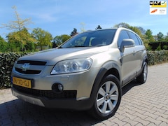 Chevrolet Captiva - 3.2i Executive 7-PERS. Automaat , 4X4 , Clima / Leder / Multimedia-Dvd / Schuifdak / Isofi