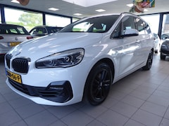 BMW 2-serie Gran Tourer - 218i 7pers.140pk.High Exec.Pano dak/Navi+Cam/LMV/Priva glas.Led