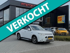 Mitsubishi Outlander - 2.0 PHEV Instyle+, Schuifdak, Xenon, Export