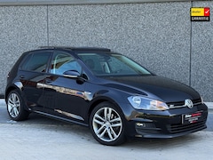 Volkswagen Golf - 1.2 TSI | R-Line | Full option | Pano | 19”