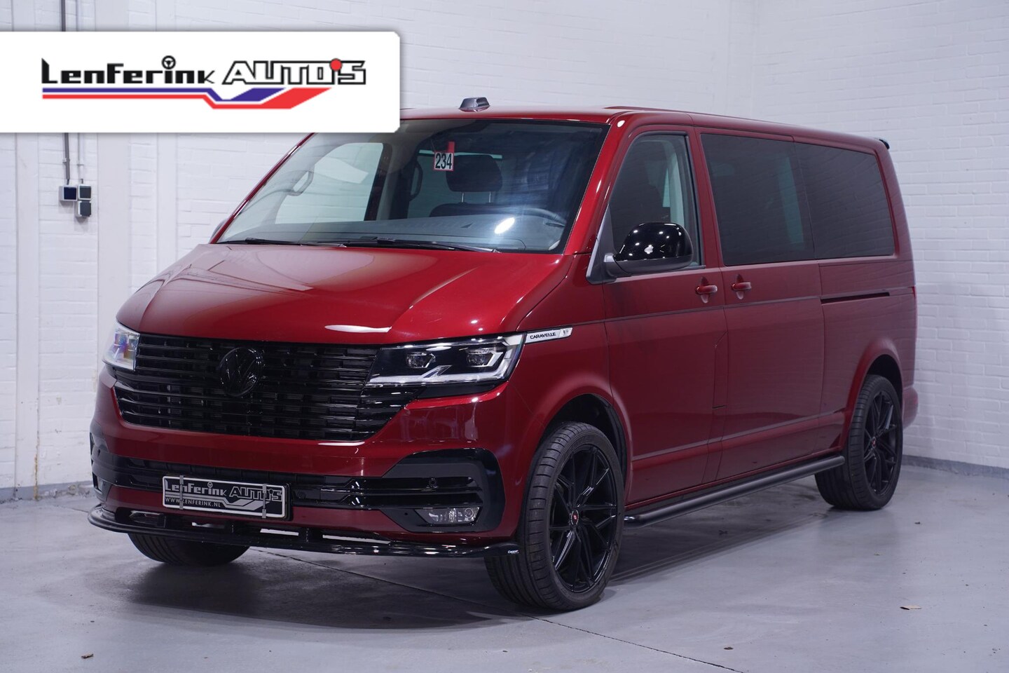 Volkswagen Transporter - 2.0 TDI 150 pk Dubbel Cabine Fontana Red Navi, Camera, 20" LMV, LED Koplampen, Adapt. Crui - AutoWereld.nl