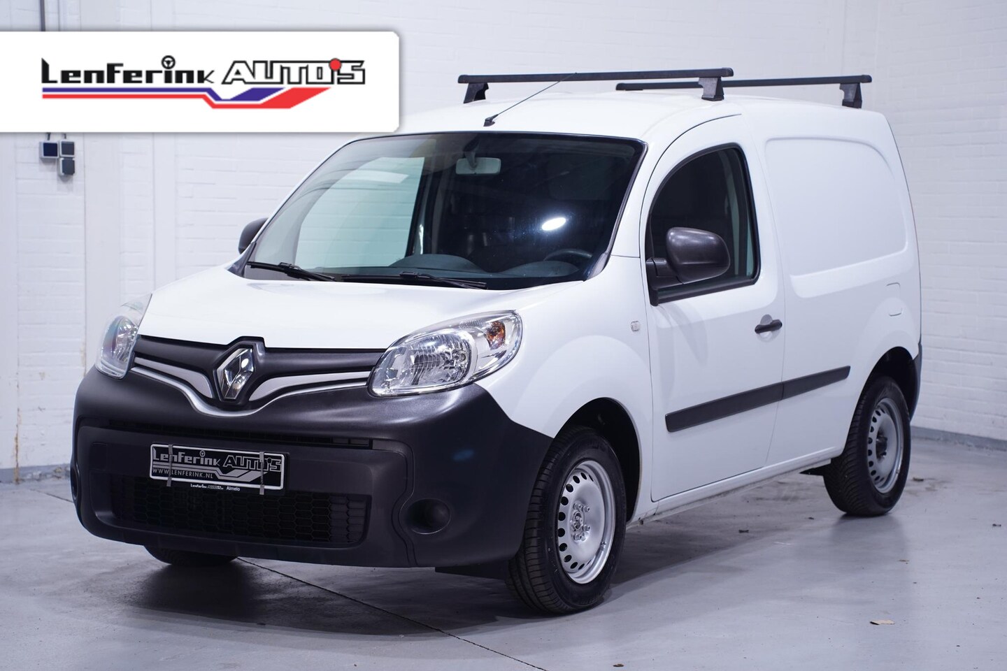 Renault Kangoo - 1.5 dCi 90 pk Airco, Achterklep, PDC achter Laadruimte Pakket, Dakdragers - AutoWereld.nl
