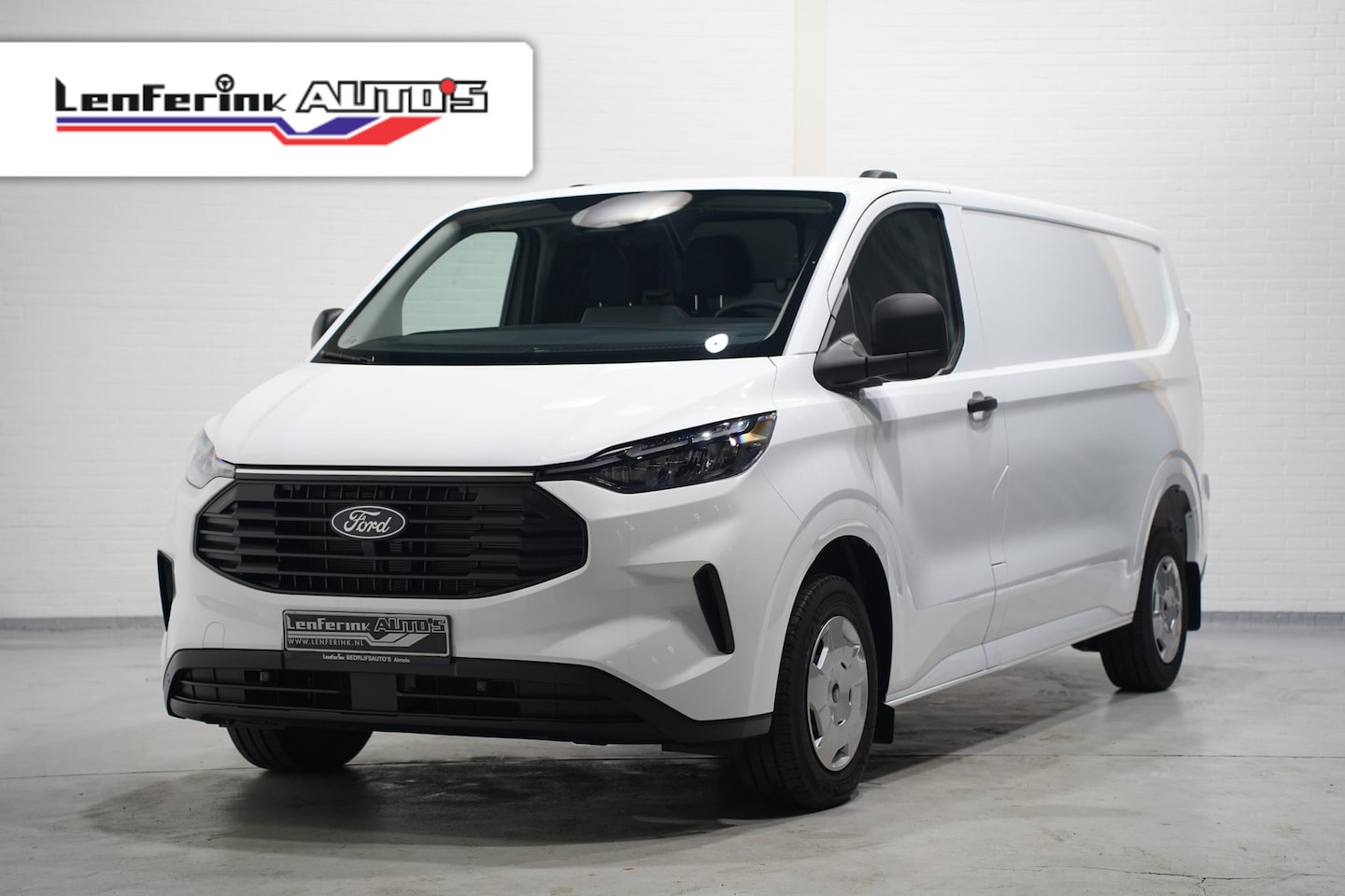 Ford Transit Custom - 2.0 TDCi 136 pk Trend L2 Nieuw Model LED Airco ECC, Apple Carplay, Cruise control, PDC V+A - AutoWereld.nl