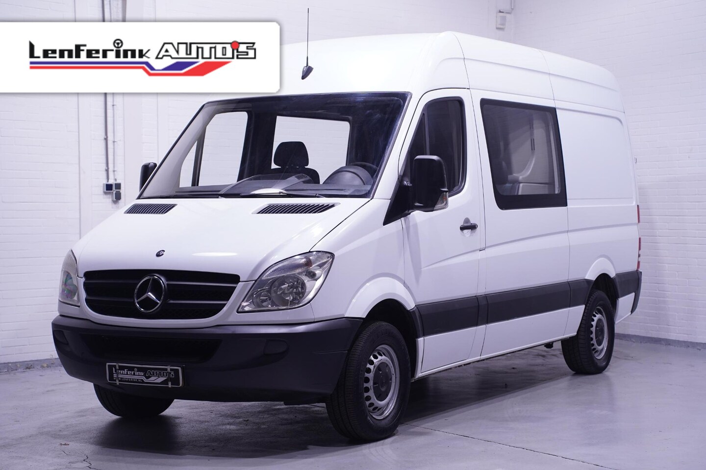 Mercedes-Benz Sprinter - 313 CDI 130 pk Dubbel Cabine L2H2 6-Zits NAP, Trekhaak 2.800 kg, 1e Eigenaar - AutoWereld.nl