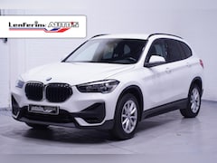 BMW X1 - sDrive18i Edition Navi Clima PDC v+a