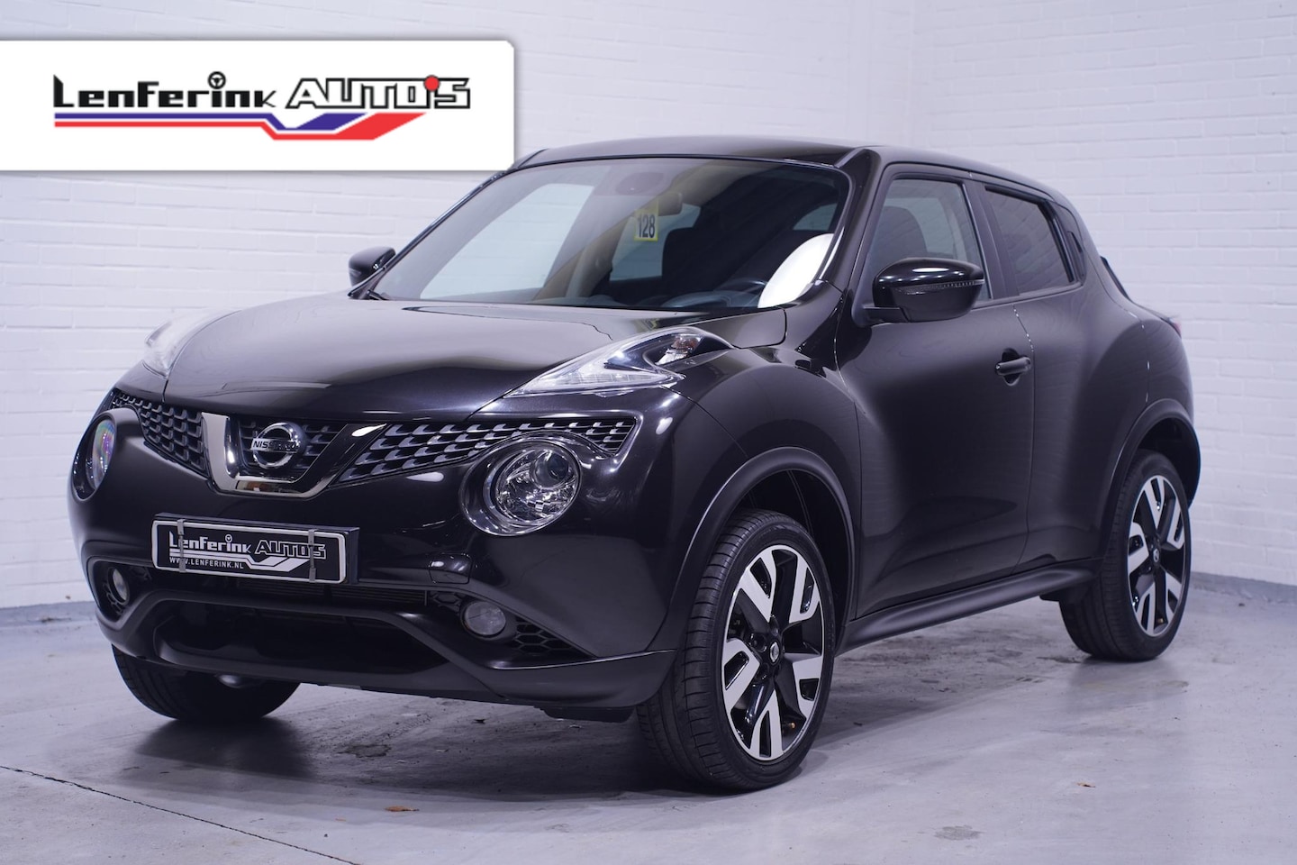Nissan Juke - 1.2 DIG-T S/S N-Connecta Navi Camera Clima Leder/alcantara Cruise - AutoWereld.nl