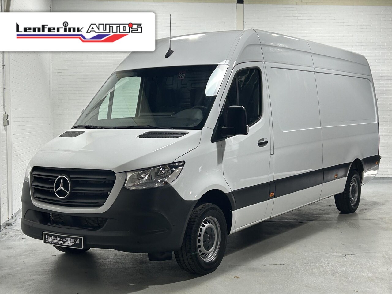 Mercedes-Benz Sprinter - 317 CDI 170 pk Automaat L3H2 Airco, BPM vrij Camera, MBux Audio, Apple Carplay, PDC V+A, G - AutoWereld.nl