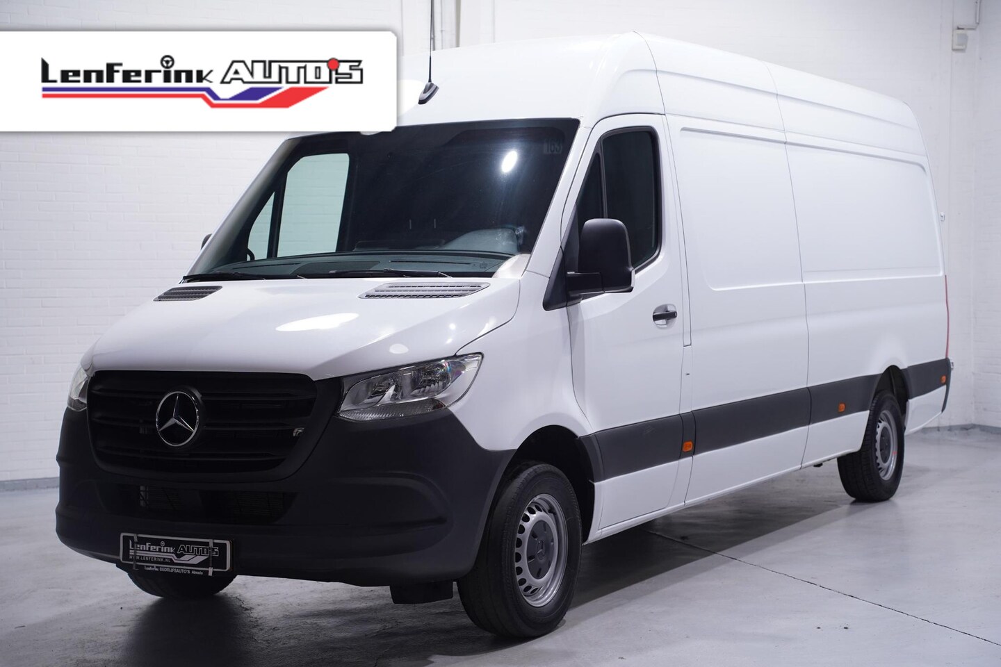 Mercedes-Benz Sprinter - 315 CDI 150 pk L3H2 Airco, Camera, DAB+ Cruise Control, Laadruimte Pakket, Opstap achter, - AutoWereld.nl