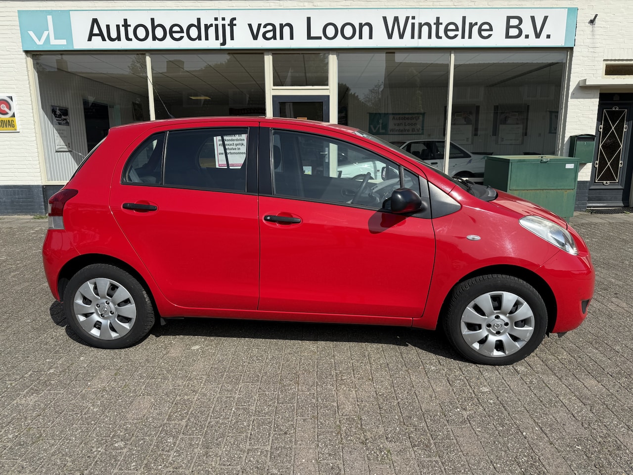 Toyota Yaris - 1.0 VVTi Acces 1.0 VVTi Acces 5drs, Airco, Centrale deurvergrendeling op afstand - AutoWereld.nl