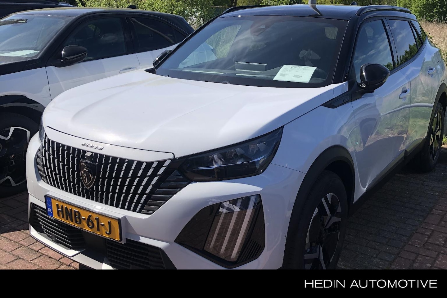Peugeot 2008 - 1.2 Hybrid 145 GT | Vision Navigation & Drive Assist Plus Pack | - AutoWereld.nl