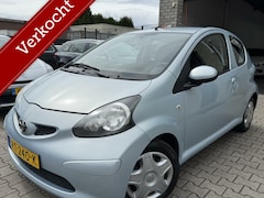 Toyota Aygo - 1.0-12V + / Airco / Stoelverwarming / N.A.P