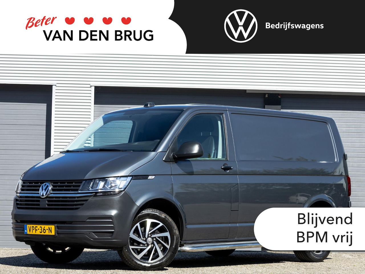 Volkswagen Transporter - 2.0 TDI 90pk L1H1 Economy Business | Leder | PDC achter | APP Connect | Airco | Trekhaak | - AutoWereld.nl