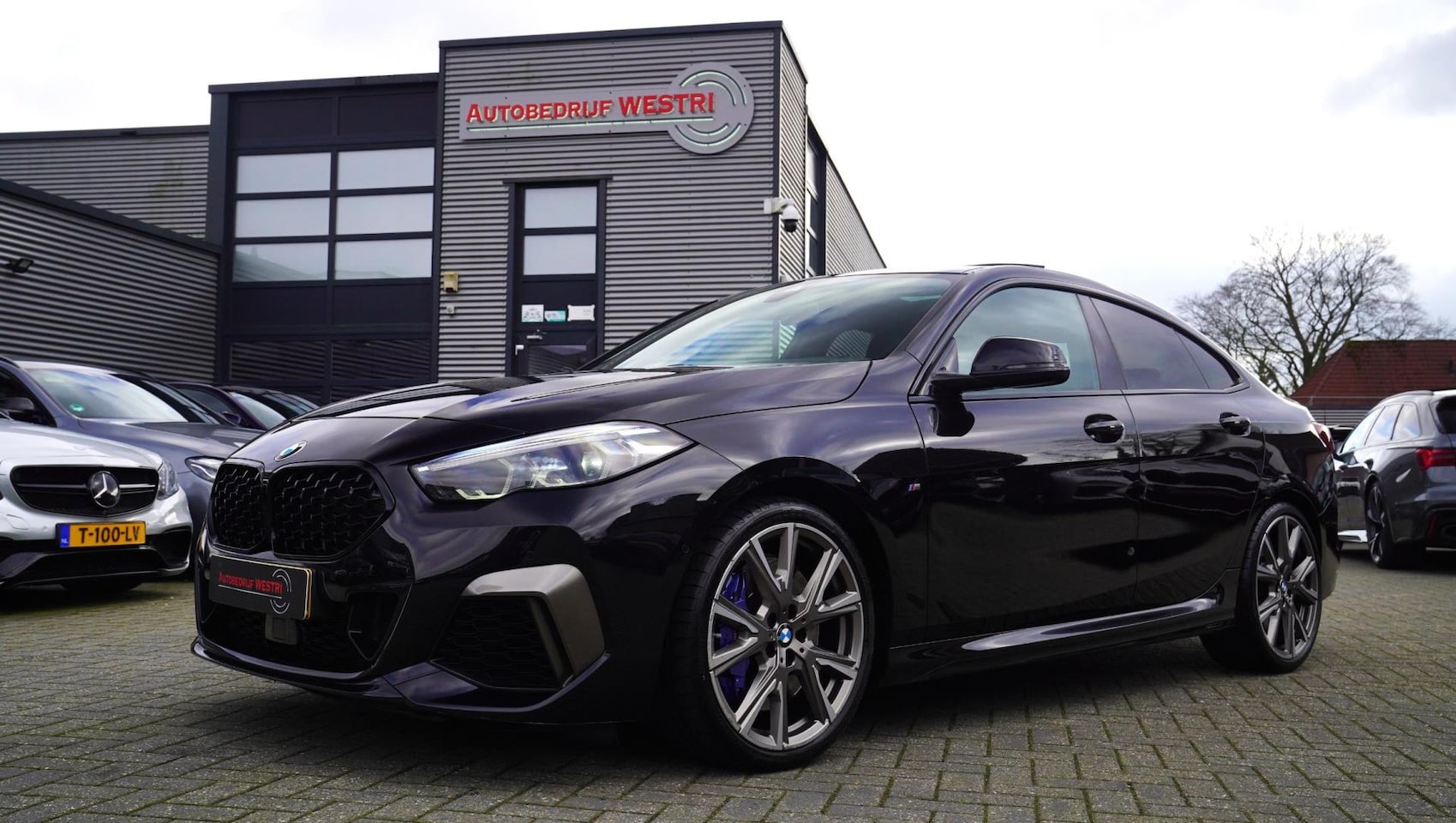 BMW 2-serie Gran Coupé - M235i xDrive High Executive | Harman Kardon | M Aerodynamica | M-Kuipstoelen | Schuif/kant - AutoWereld.nl
