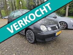 Volkswagen Polo - 1.4-16V Comfortline *apk:03-2026