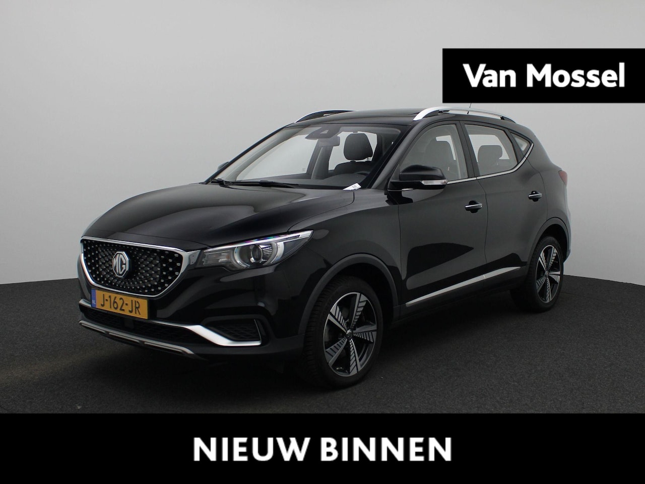 MG ZS - EV Luxury 45 kWh | ACHTERUITRIJCAMERA | PANORAMADAK | LEDER INTERIEUR | NAVIGATIE | CLIMAT - AutoWereld.nl