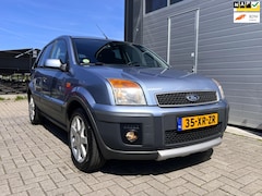 Ford Fusion - 1.6-16V Crossroad - Airco - Trekhaak - 16" - Voorruitverwarming - Dealer Onderhouden
