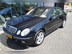 Mercedes-Benz E-klasse - 200 K. Elegance automaat