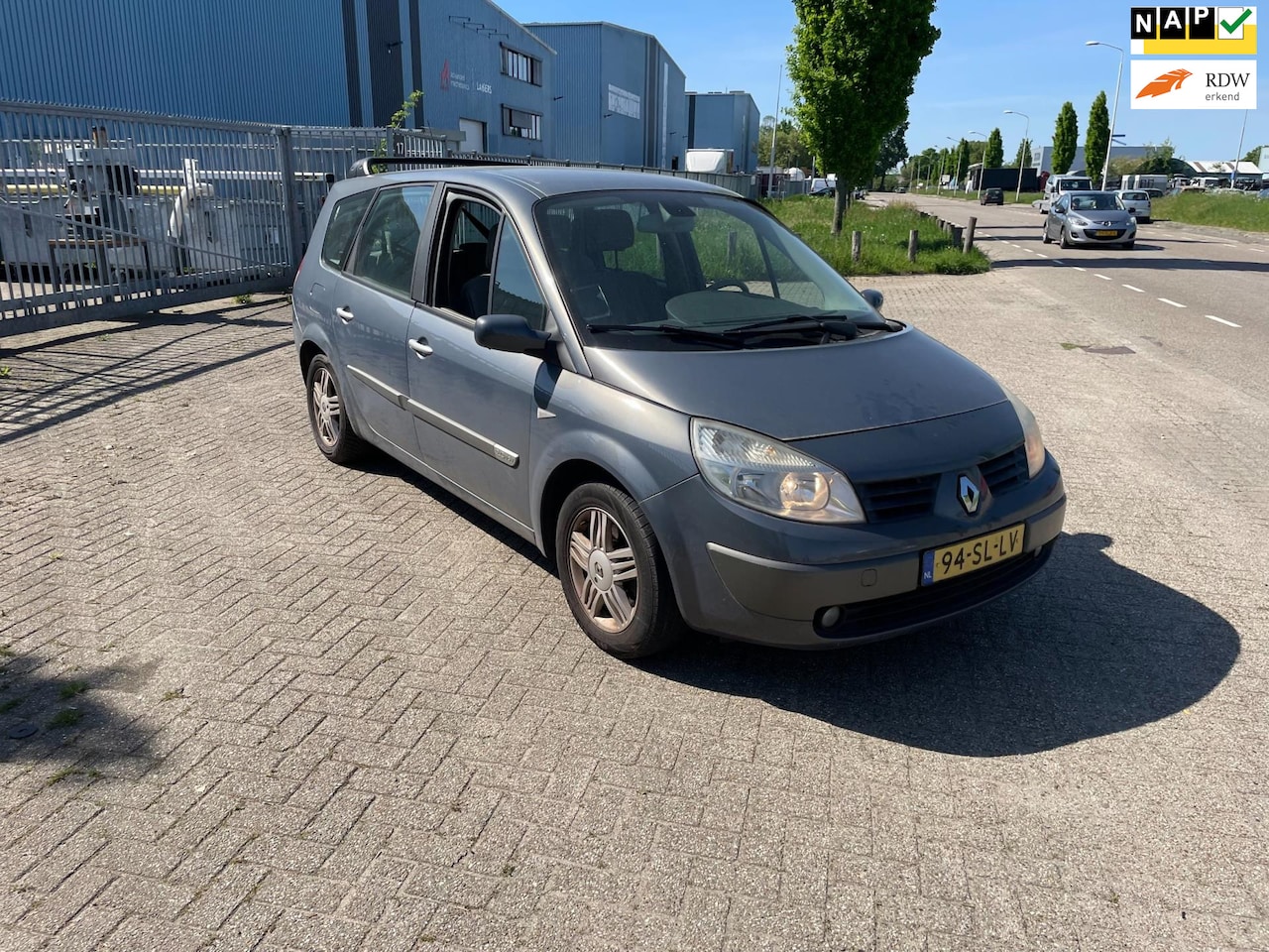 Renault Grand Scénic - 2.0-16V Privilège Luxe Automaat !!! - AutoWereld.nl