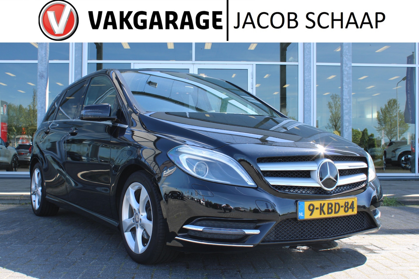 Mercedes-Benz B-klasse - 180 Ambition | Navi | Clima | Cruise control | Privacy Glass | 17" LMV - AutoWereld.nl