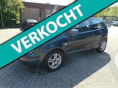 Volkswagen Polo - 1.4-16V