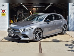 Mercedes-Benz A-klasse - 180 Business Solution AMG *LED | Sfeerverlichting | Alcantara | Camera | Stoelverwarming