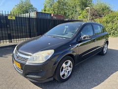 Opel Astra - 1.6 Business 5 Drs Airco/Cruise