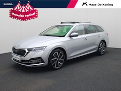 Skoda Octavia Combi - 1.4eHybrid 150kW/204PK Business Edition Plus DSG · Panoramadak · Navigatie · Parkeersensor