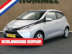 Toyota Aygo - 1.0 VVT-i x-play - ORIGINEEL NEDERLANDSE AUTO - DEALER ONDERHOUDEN - AIRCO - ACHTERUITRIJC