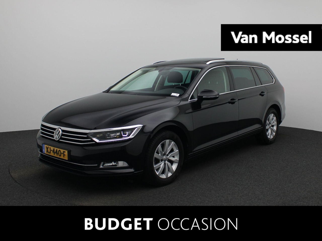Volkswagen Passat Variant - 2.0 TDI Comfortline Business 150 PK | Automaat | Navigatie | Panoramadak | Apple Carplay | - AutoWereld.nl