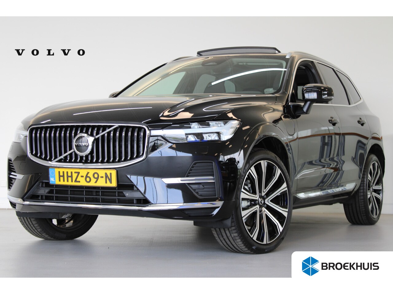 Volvo XC60 - Volvo T6 AWD Plus Bright | Trekhaak | 21Inch | Panoramadak | Adaptive LED | BLIS | Adaptiv - AutoWereld.nl