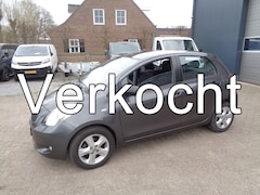 Toyota Yaris - 1.3 VVTi Cool Airco, Navigatie, LM Velgen 37000 KM