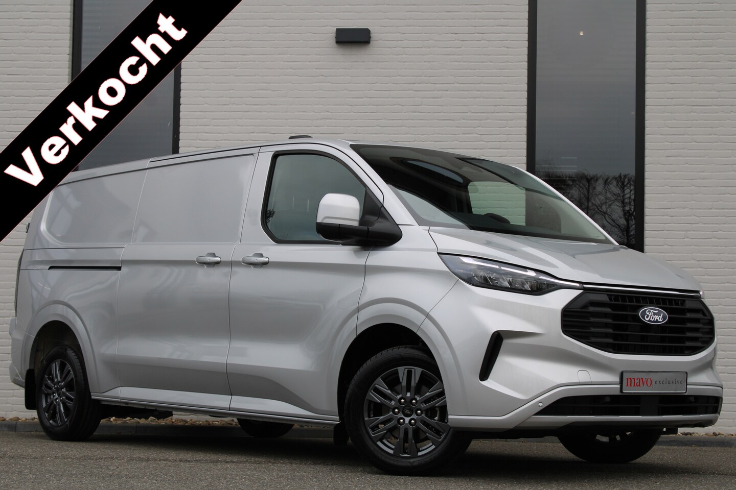Ford Transit Custom - 300 2.0 TDCI Aut / BPM VRIJ / L2H1 / Limited / 170 pk / 2x Schuifdeur / Apple Carplay / Vo - AutoWereld.nl
