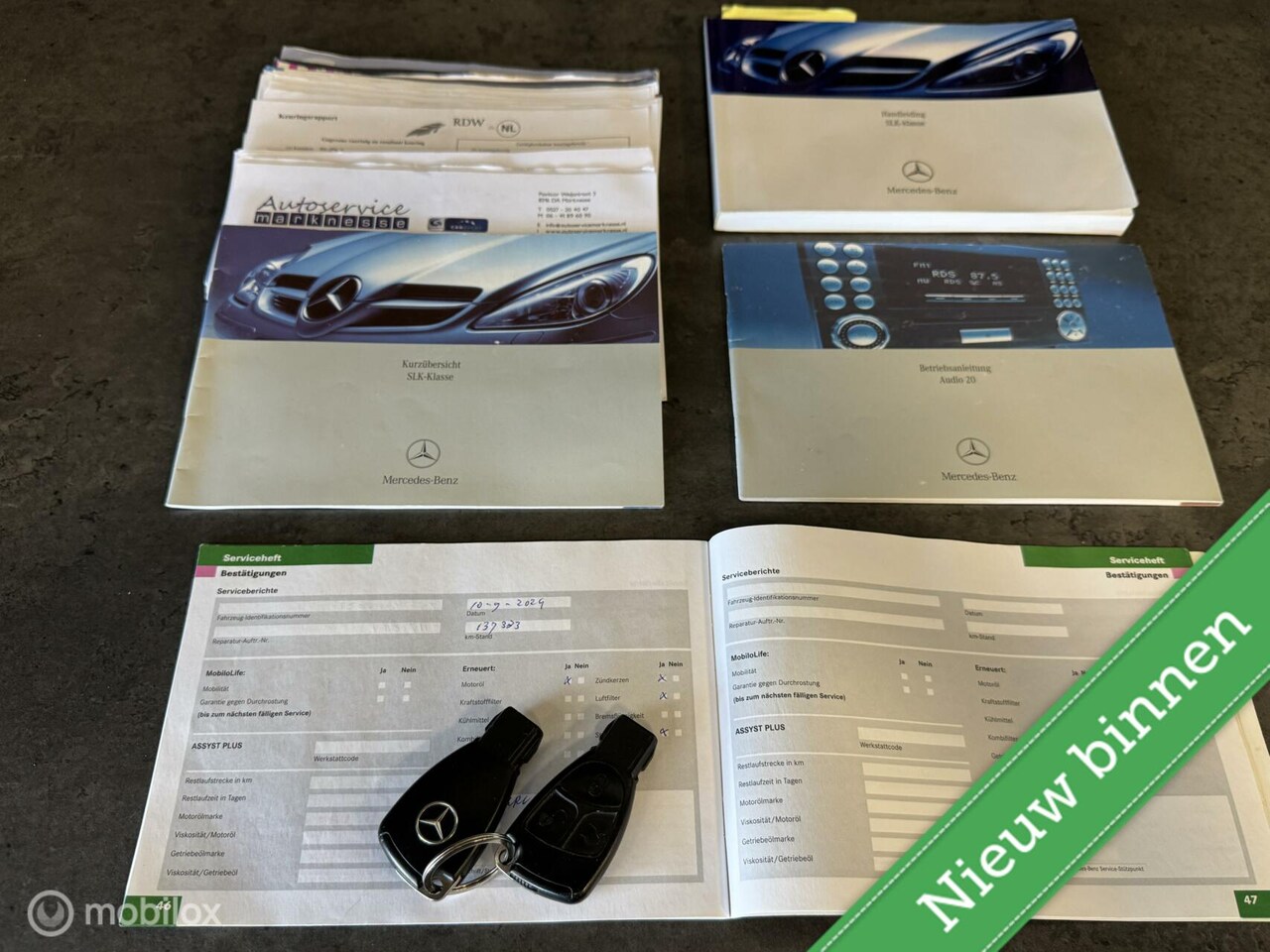 Mercedes-Benz SLK-klasse - 200 K. AUTOMAAT / LEER / STOELVERWARMING - AutoWereld.nl