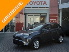 Toyota Yaris Cross - 1.5 Hybrid STOEL/STUURVERW KEYLESS DRAADLOOS OPLADEN BLUETOOTH HEAD-UP