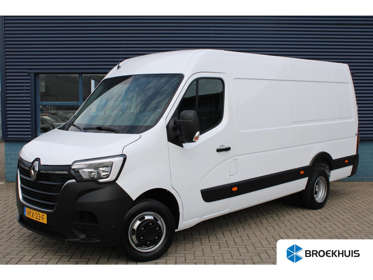 Renault Master - Renault L3 2.3 dCi 130PK DUBBELLUCHT ACHTERWIELAANDRIJVING - AutoWereld.nl