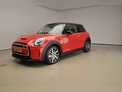 MINI Mini-Electric - 3-deurs Cooper SE Sportstoelen / Getint glas / PDC / Cruise / LED / Climate / Alu wielen 1