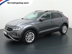 Volkswagen T-Roc - 1.0 TSI Life Edition | 110 PK | Parkeersensoren | Adaptive-Cruisecontrol | Navigatie | App
