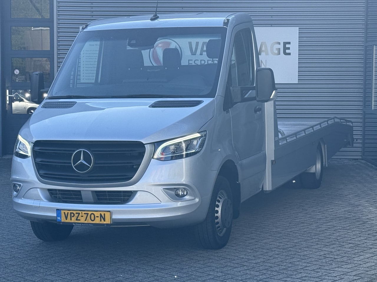 Mercedes-Benz Sprinter - 519 1.9 CDI L3 RWD AUTOMAAT TIJHOFAUTOTRANSPORTER - AutoWereld.nl