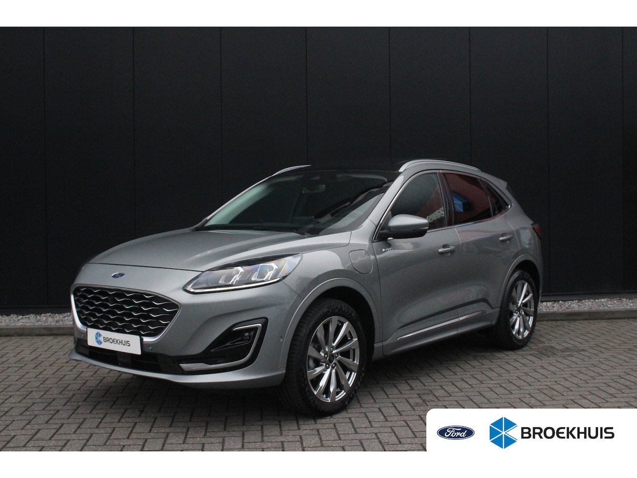 Ford Kuga - Ford 2.5 PIH Vignale | 19'' | Panoramadak | trekhaak | Winter-pack | Head-up | Adaptieve c - AutoWereld.nl