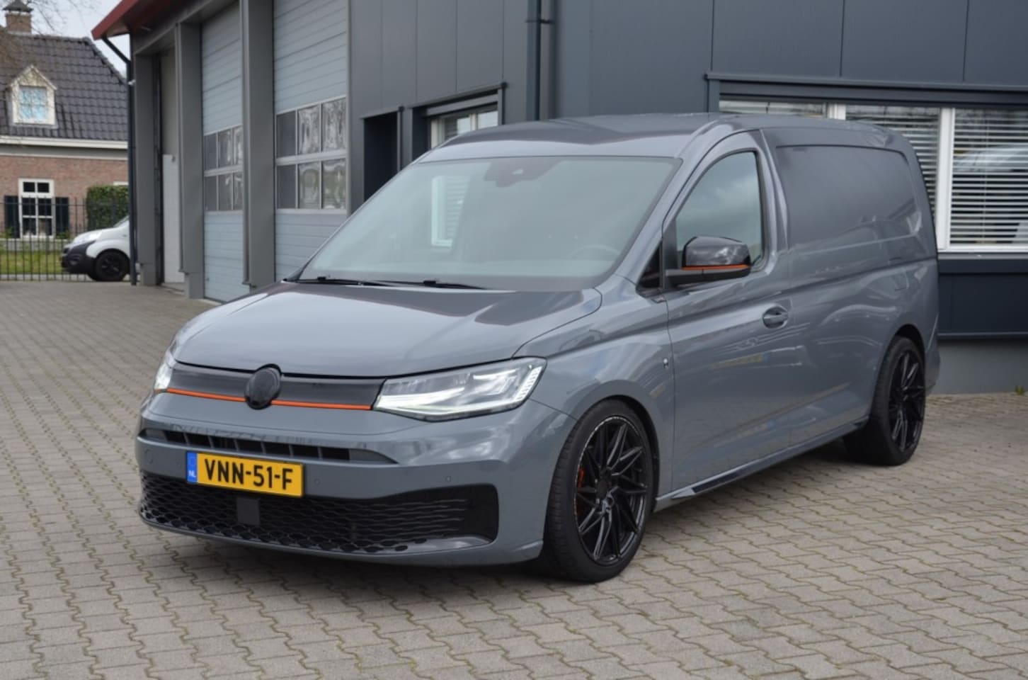Volkswagen Caddy Maxi - 2.0 TDI L2H1 Maxi First Edition ,Automaat, Standkachel. - AutoWereld.nl