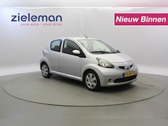 Toyota Aygo - 1.0 12V 5 Deurs Plus, Airco