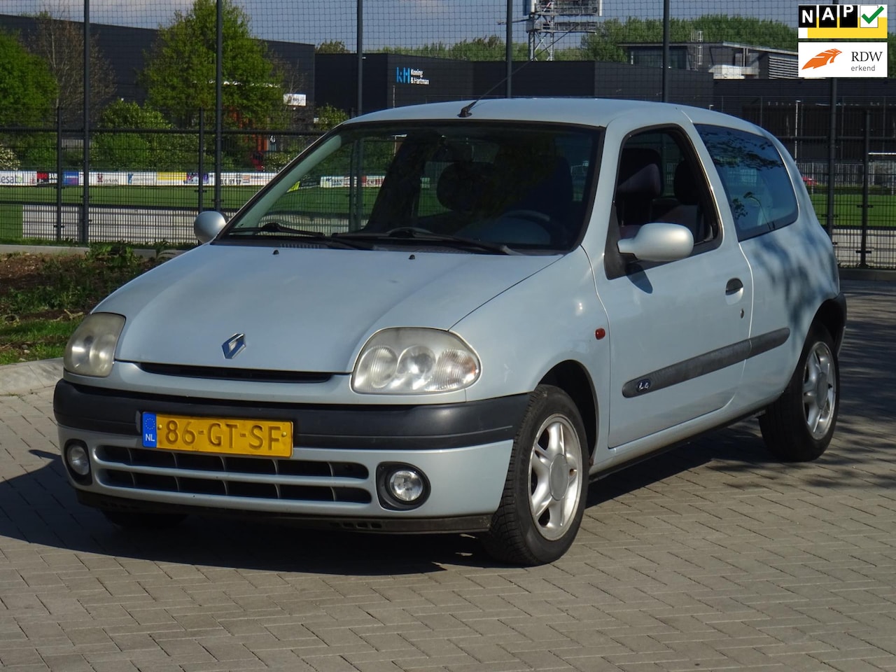 Renault Clio - 1.4 Ludo NAP/STUURBEKR/ELEKRAM/APK - AutoWereld.nl